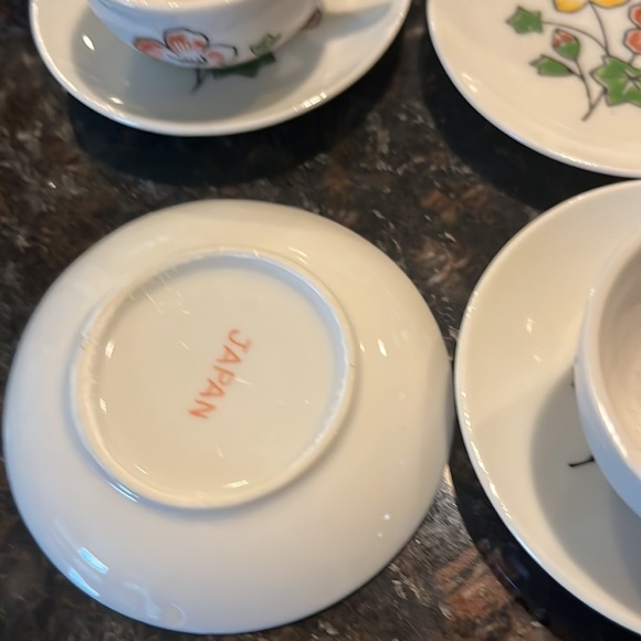 Child’s China tea set from Japan, 1970-80 era - Picture 2 of 2